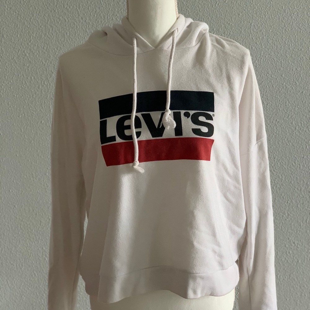 Hooded Crop Levi’s Sweatshirt